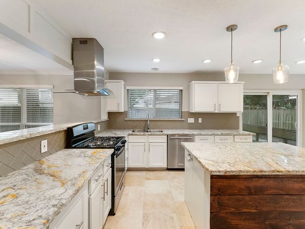 4 Hickory Oak Drive, Spring TX 77381