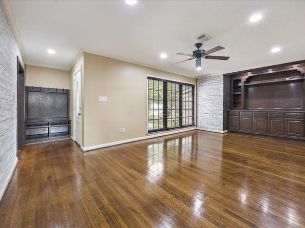 5326 Pagewood Lane, Houston TX 77056