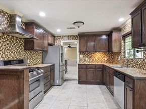 5326 Pagewood Lane, Houston TX 77056