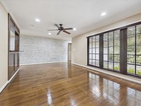 5326 Pagewood Lane, Houston TX 77056