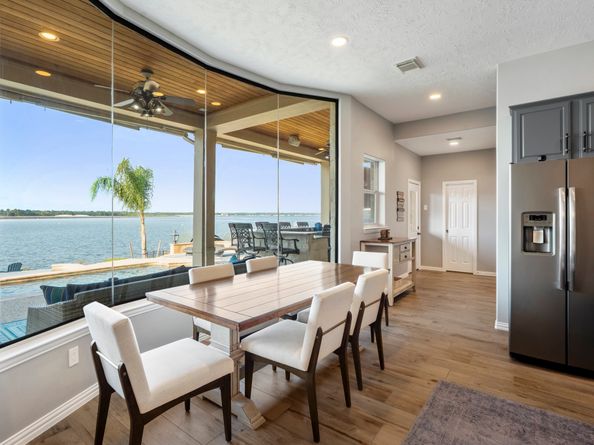 12353 Oak Cove Point, Conroe TX 77304