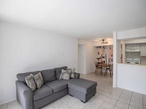 18511 Egret Bay Boulevard 504, Webster TX 77058
