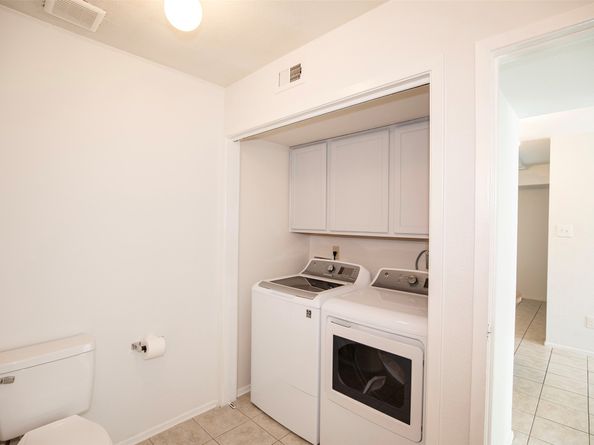 18511 Egret Bay Boulevard 504, Webster TX 77058