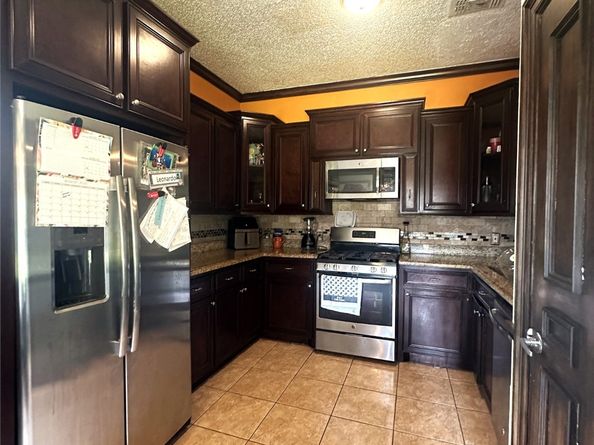 7238 Londres Drive, Houston TX 77083