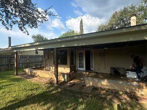 7238 Londres Drive, Houston TX 77083