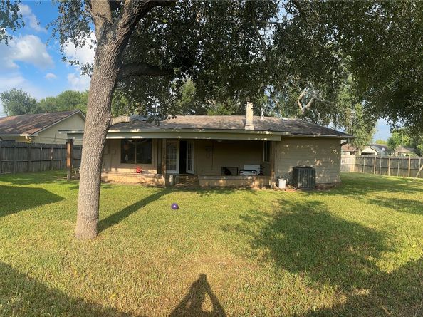 7238 Londres Drive, Houston TX 77083