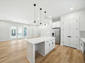 1979 Bauer Dr, Houston TX 77080