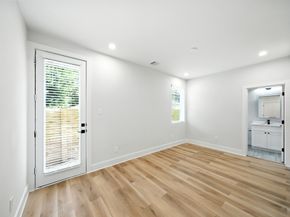 1979 Bauer Dr, Houston TX 77080