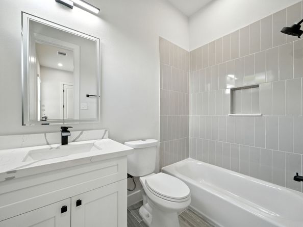 1979 Bauer Dr, Houston TX 77080