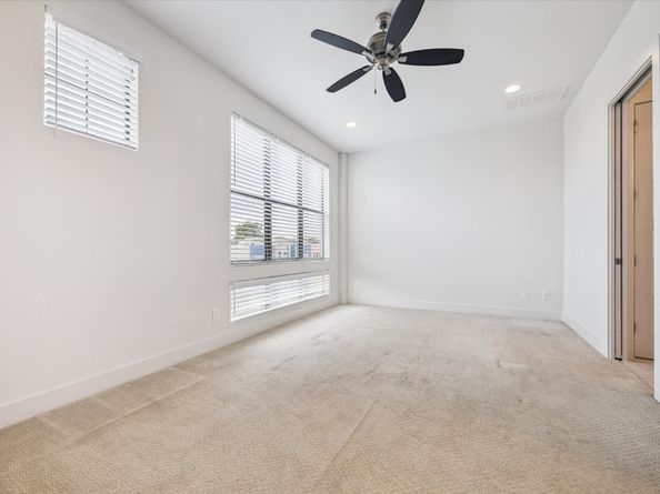 1120 Ennis Street, Houston TX 77003