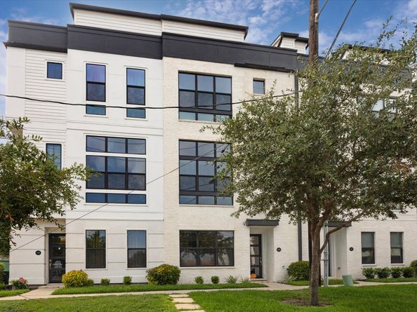 1120 Ennis Street, Houston TX 77003