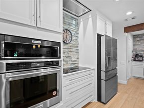 83 Woodhaven Wood Drive, The Woodlands TX 77380