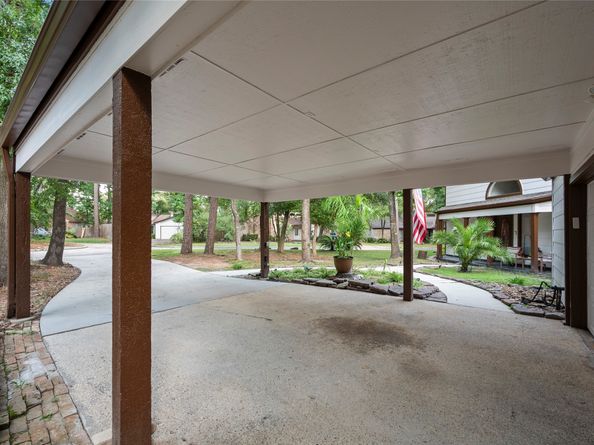 83 Woodhaven Wood Drive, The Woodlands TX 77380