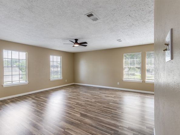 322 Wedgerock Drive, Webster TX 77598