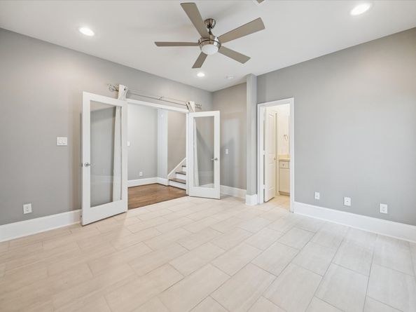 1010 W 24th Street A, Houston TX 77008