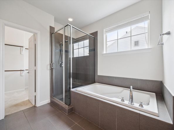 1010 W 24th Street A, Houston TX 77008
