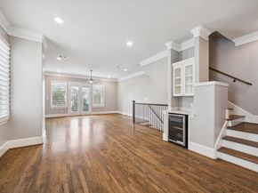 1010 W 24th Street A, Houston TX 77008