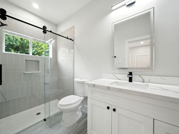 1985 Bauer Dr, Houston TX 77080