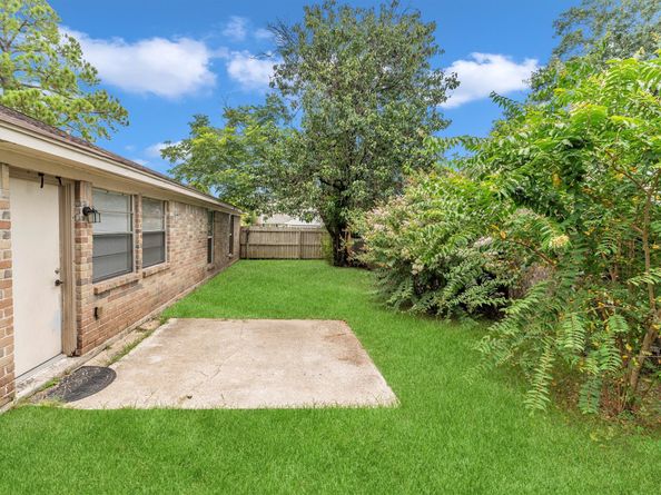 7610 Alperton Drive, Houston TX 77088