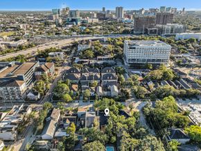 614 Colquitt Street, Houston TX 77006