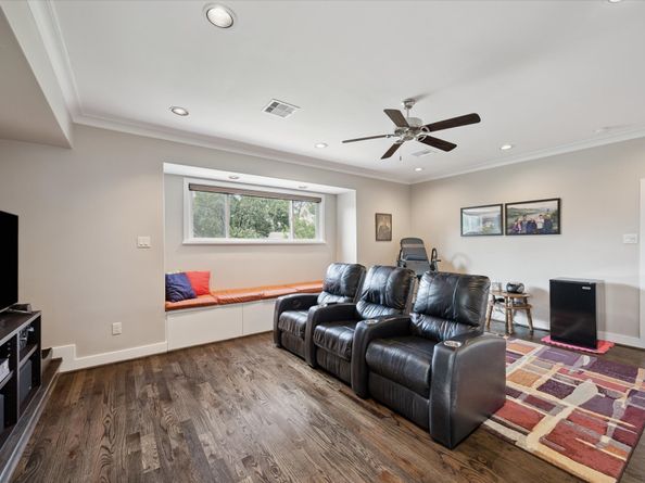 863 W 42nd Street, Houston TX 77018
