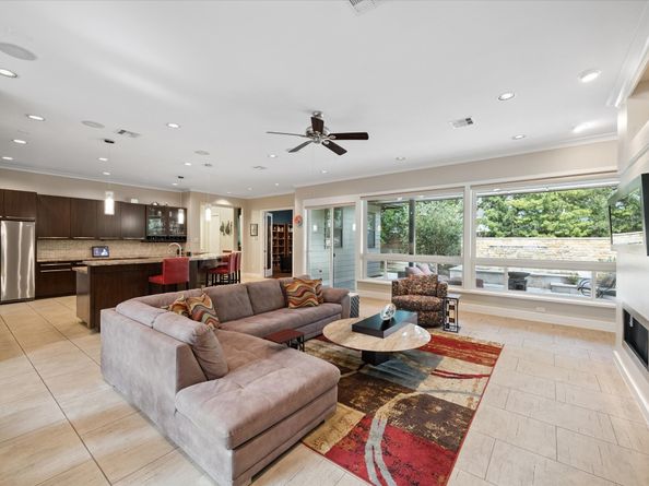 863 W 42nd Street, Houston TX 77018