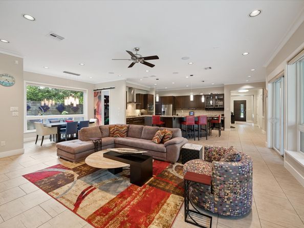 863 W 42nd Street, Houston TX 77018