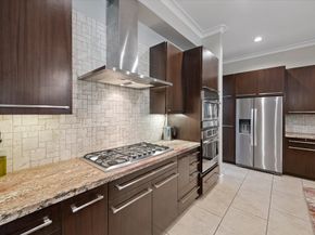 863 W 42nd Street, Houston TX 77018