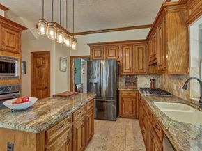 115 E Shadowpoint Circle, The Woodlands TX 77381
