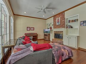 115 E Shadowpoint Circle, The Woodlands TX 77381