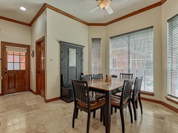 115 E Shadowpoint Circle, The Woodlands TX 77381