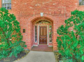 115 E Shadowpoint Circle, The Woodlands TX 77381