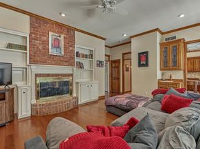 115 E Shadowpoint Circle, The Woodlands TX 77381