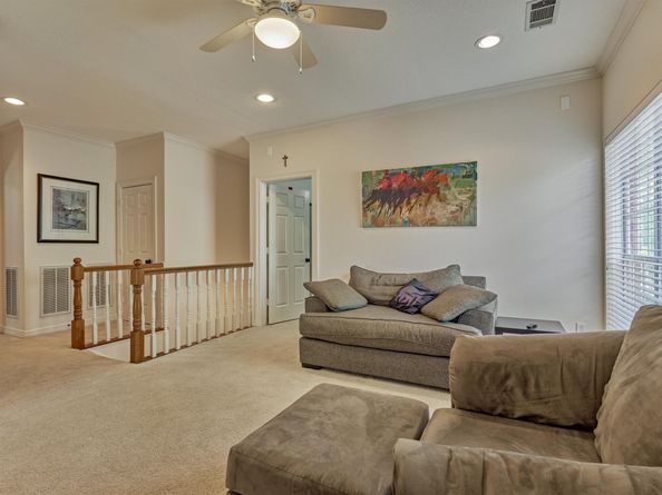 115 E Shadowpoint Circle, The Woodlands TX 77381