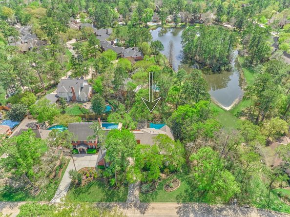 115 E Shadowpoint Circle, The Woodlands TX 77381