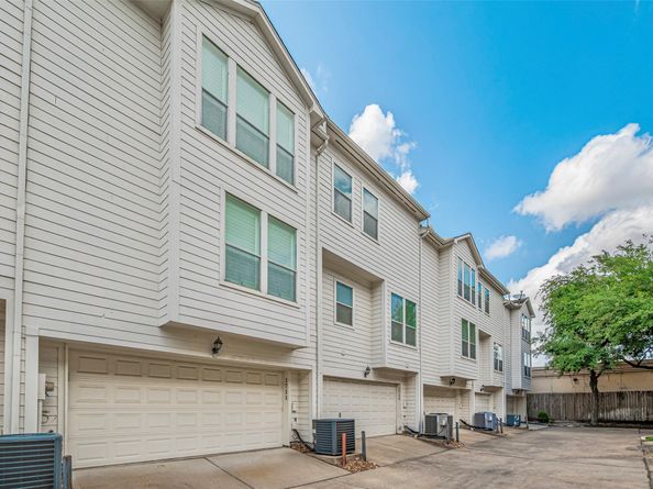 1715 Hadley Street, Houston TX 77003