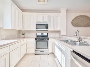 1715 Hadley Street, Houston TX 77003