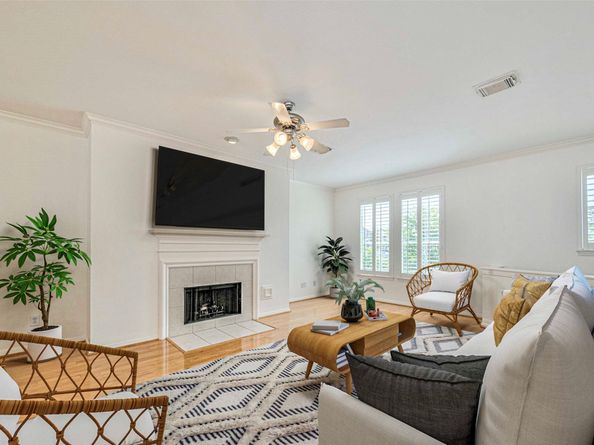 1715 Hadley Street, Houston TX 77003