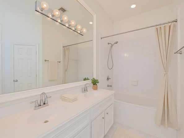 1715 Hadley Street, Houston TX 77003