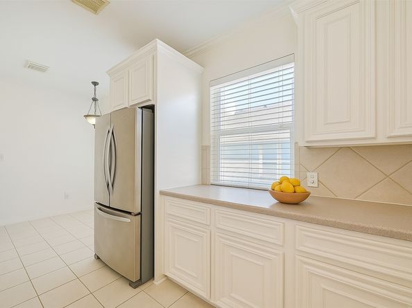 1715 Hadley Street, Houston TX 77003