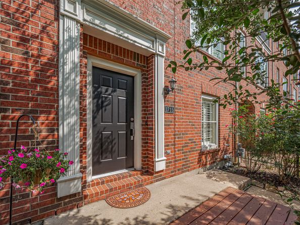 1715 Hadley Street, Houston TX 77003