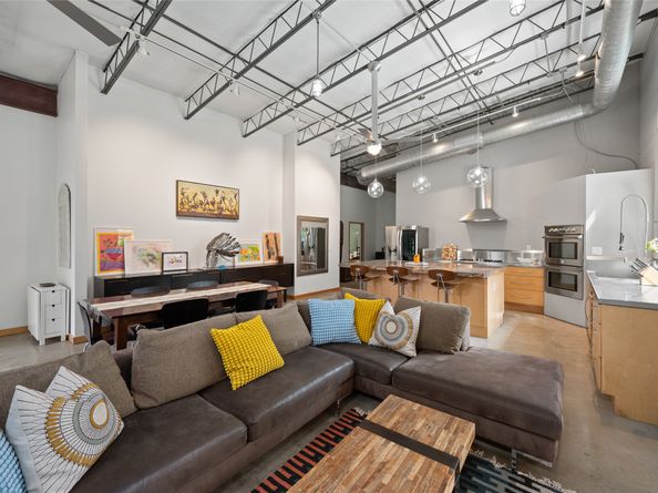 715 Algregg Street, Houston TX 77008