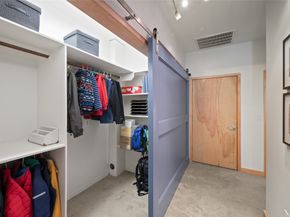 715 Algregg Street, Houston TX 77008