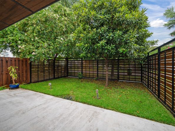715 Algregg Street, Houston TX 77008