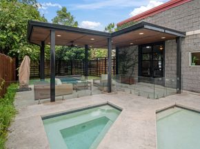 715 Algregg Street, Houston TX 77008
