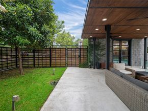 715 Algregg Street, Houston TX 77008