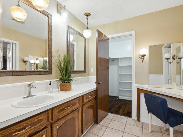 658 W Brentwood Street, Channelview TX 77530