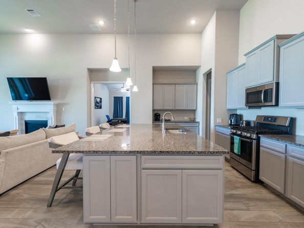 8518 Catlina Manor Lane, Richmond TX 77407