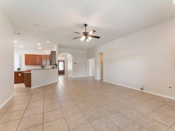 6415 Pinyon Trail Drive, Spring TX 77389