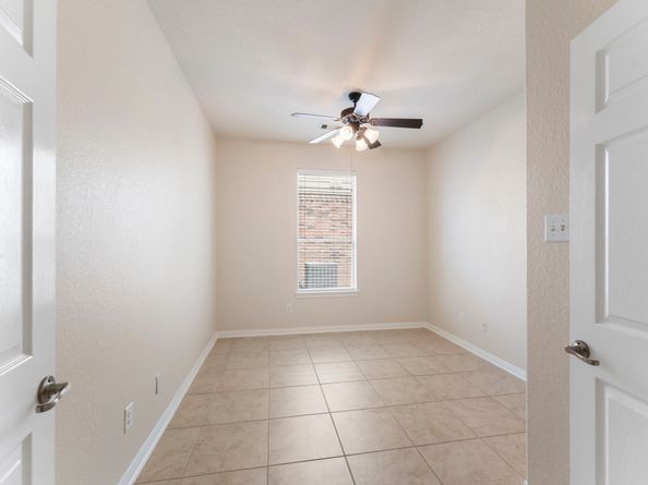 6415 Pinyon Trail Drive, Spring TX 77389